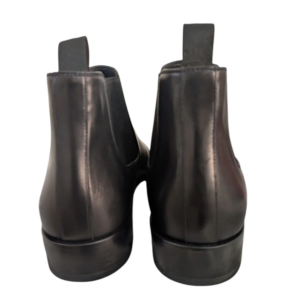 Stuart Weitzman Men Adwin Black Leather Chelsea Boots... Size 10M
